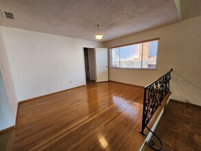 2912 Notre Dame Dr in Sacramento, CA - Building Photo - Building Photo