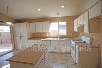 4120 W Wethersfield Rd in Phoenix, AZ - Building Photo - Building Photo