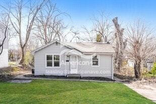 4523 Curtis Ave in Omaha, NE - Building Photo