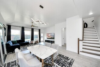 8111 Fairfield Mnr Wy in Richmond, TX - Building Photo - Building Photo