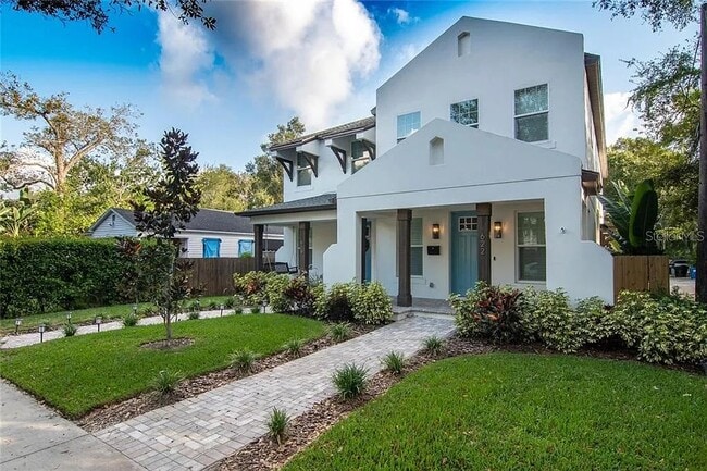 property at 622 24th Ave N
