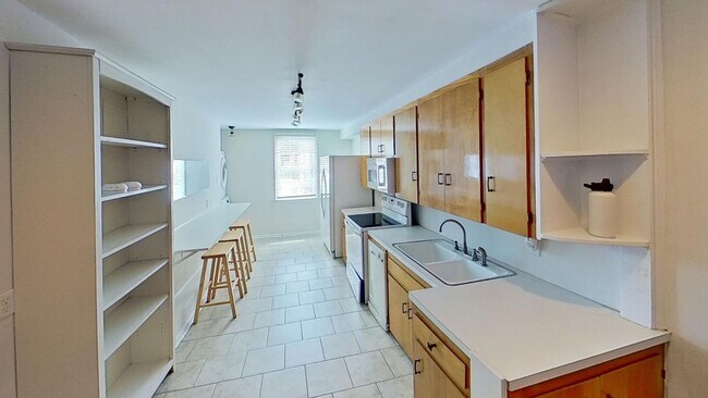 property at 139 Wentworth St