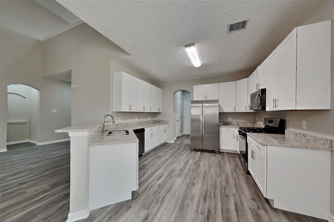 8618 Cedar Walk Dr in Tomball, TX - Building Photo - Building Photo