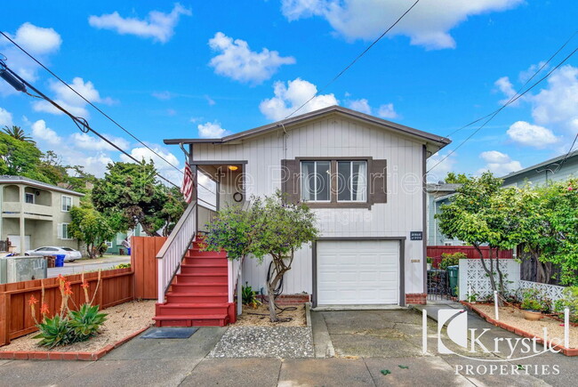 property at 153 Vaqueros Ave