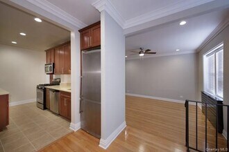 365 Stewart Ave in Garden City, NY - Building Photo - Building Photo