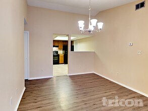 1239 La Mesa Ave in Winter Springs, FL - Foto de edificio - Building Photo