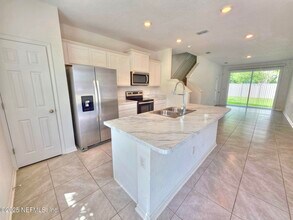 8377 Retrograde Rd in Jacksonville, FL - Building Photo - Building Photo
