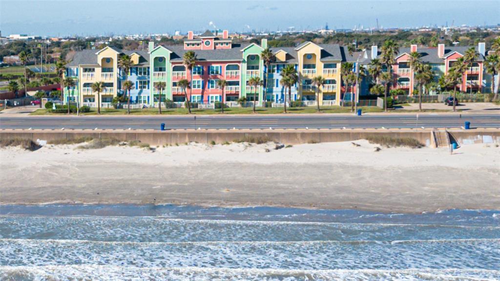 7000 Seawall Blvd in Galveston, TX - Foto de edificio