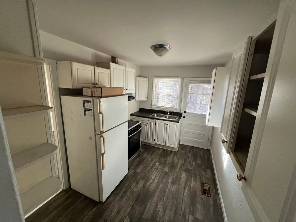 2325 Augusta St in Charlotte, NC - Building Photo