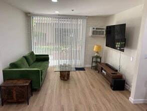 1440 Veteran Ave, Unit 103 in Los Angeles, CA - Building Photo - Building Photo