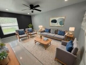 314 Sunshine Dr in Coconut Creek, FL - Building Photo - Building Photo