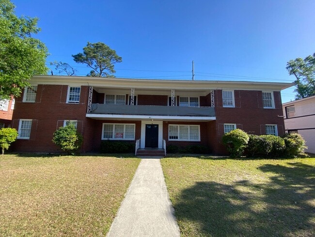 property at 28 Thackery Pl