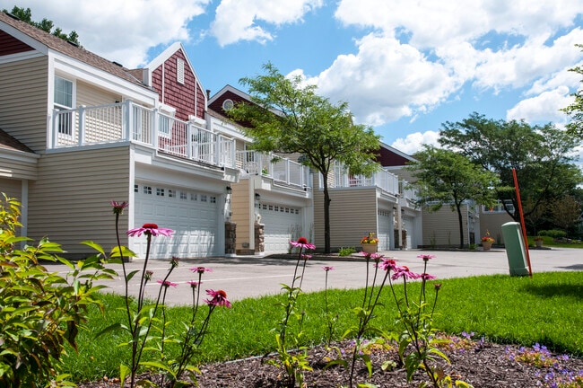 Eagan Gables Townhomes