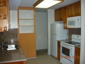 1730 Halford Ave in Santa Clara, CA - Building Photo - Building Photo