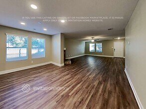 2361 Live Oak Dr in Little Elm, TX - Foto de edificio - Building Photo