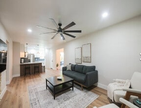 2506 Swan Ct in Houston, TX - Building Photo - Building Photo