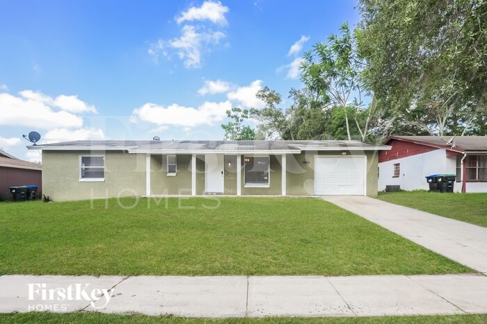 2280 Okada Ct in Orlando, FL - Building Photo