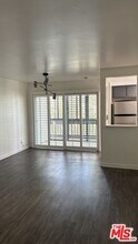 10205 Summertime Ln in Culver City, CA - Building Photo - Building Photo