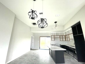 2302 E Moore Rd in San Juan, TX - Building Photo - Building Photo