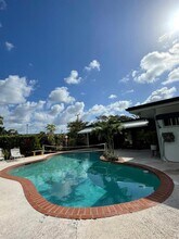 2230 N 50th Ave in Hollywood, FL - Building Photo - Building Photo