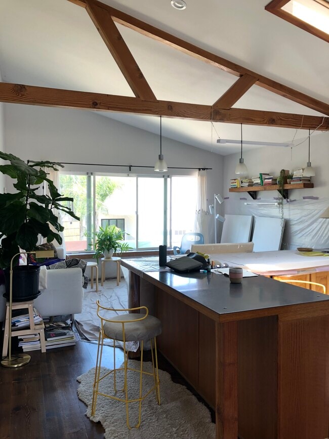 643 Santa Clara Ave, Unit 643A