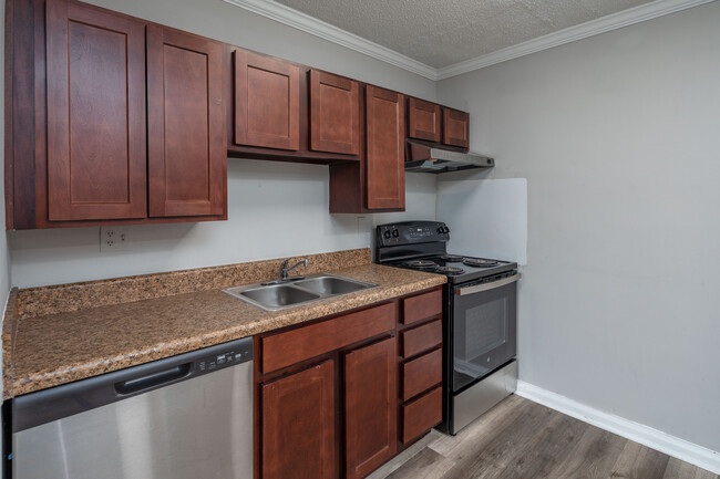 Dupont Avenue Apartments in Madison, TN - Foto de edificio - Interior Photo