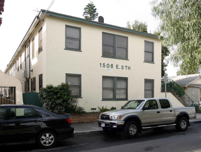 1506 E 5th St in Long Beach, CA - Foto de edificio - Building Photo