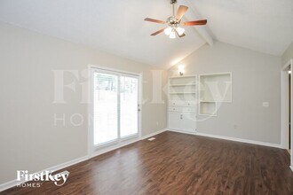 8033 N Everton Ave in Kansas City, MO - Building Photo - Building Photo