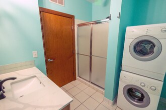 15 E Franklin Ave in Minneapolis, MN - Building Photo - Building Photo