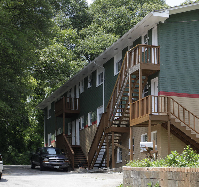 Holderness Street in Atlanta, GA - Foto de edificio - Building Photo