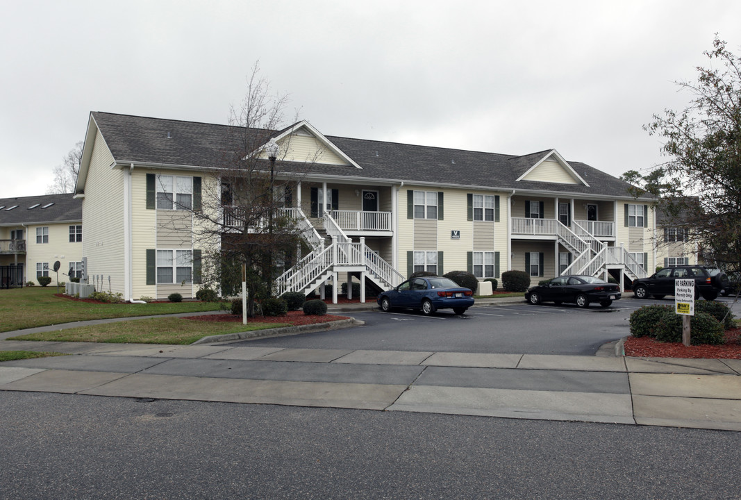 Holton Place Condo in Wilmington, NC - Building Photo