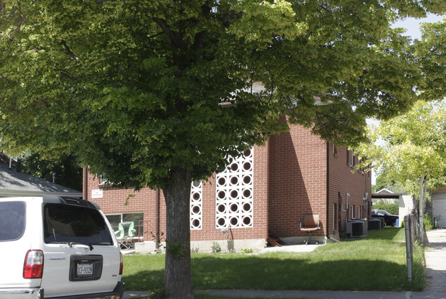 1358 S 600 E in Salt Lake City, UT - Foto de edificio - Building Photo