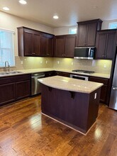 216 Miro Ave in Mountain View, CA - Building Photo - Building Photo