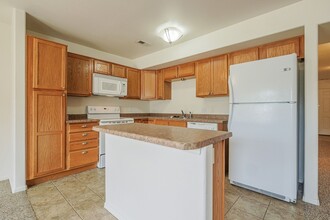 2475 Theresea Ln in Grand Junction, CO - Building Photo - Building Photo