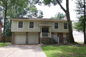 3202 Birch Creek Dr in Humble, TX - Building Photo - Building Photo