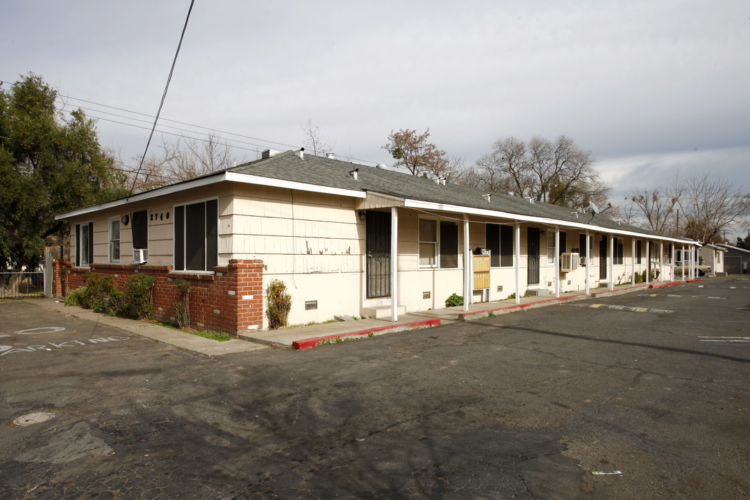 2740 Rio Linda Blvd in Sacramento, CA - Building Photo