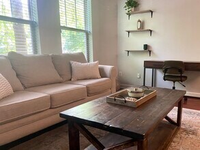 2310 Elliott Ave, Unit Ground floor unit in Nashville, TN - Building Photo - Building Photo