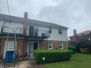 1462 Wayne Ave in York, PA - Building Photo - Building Photo