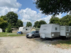 1621 E Twin Springs St in Siloam Springs, AR - Building Photo - Building Photo