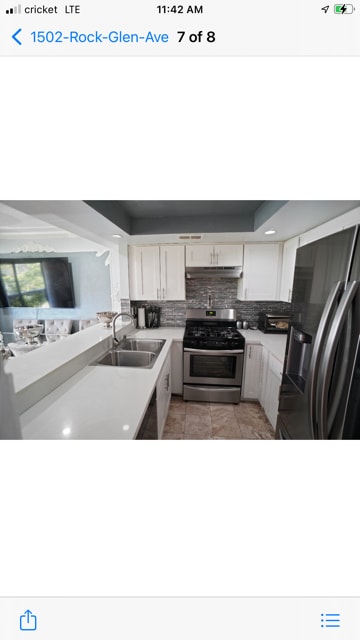 property at 1502 Rock Glen Ave