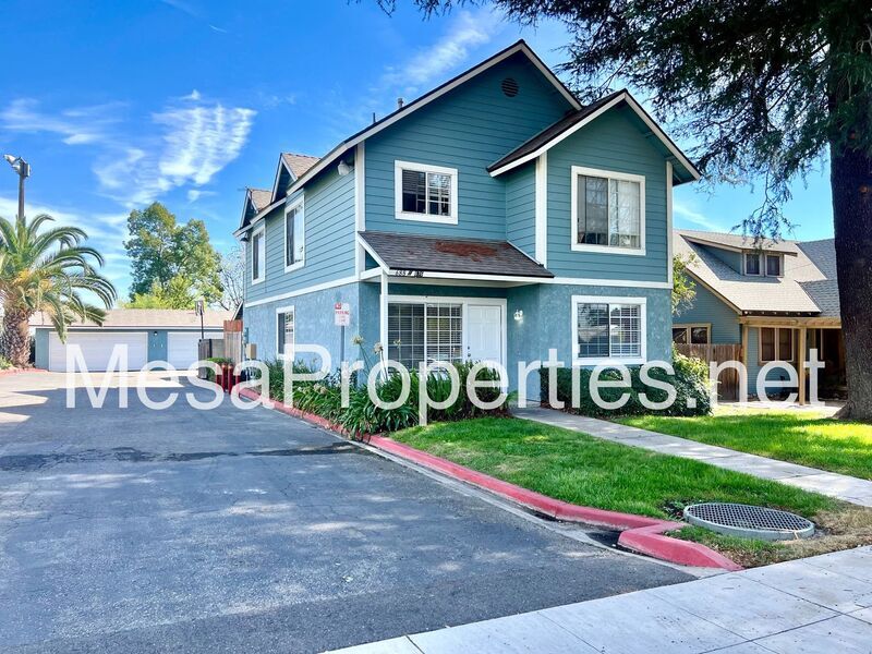 688 N 3rd Ave-Unit -Unit A in Upland, CA - Building Photo