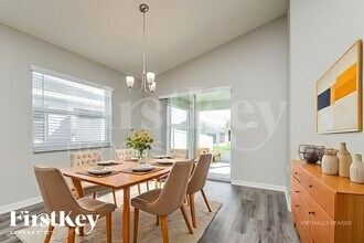 851 Orleans Dr in Eagle Lake, FL - Building Photo - Building Photo