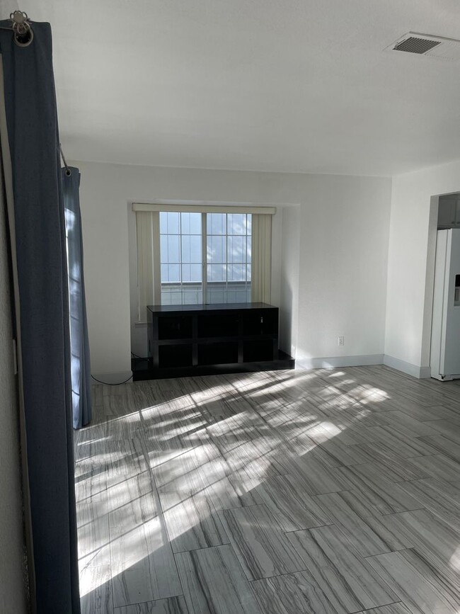 200 Ridgetop Dr in Redding, CA - Foto de edificio - Building Photo