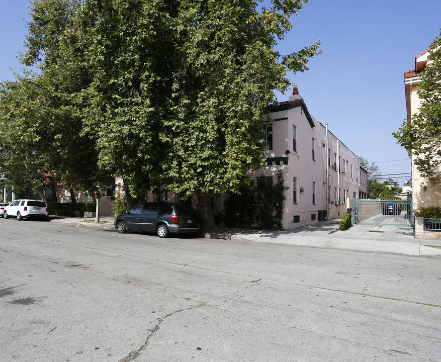 827 S Gramercy Pl in Los Angeles, CA - Foto de edificio