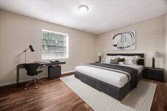 Chambliss Village in Memphis, TN - Building Photo - Building Photo