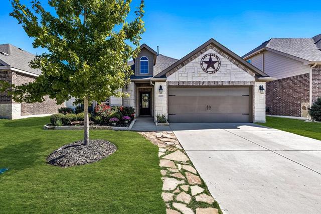 1809 Lake Pine Dr in Little Elm, TX - Building Photo