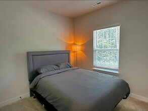 5020 Springarn Ct in Charlotte, NC - Building Photo - Building Photo