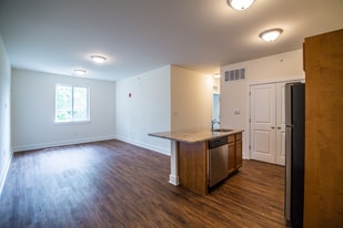 411 N 34th St in Philadelphia, PA - Building Photo