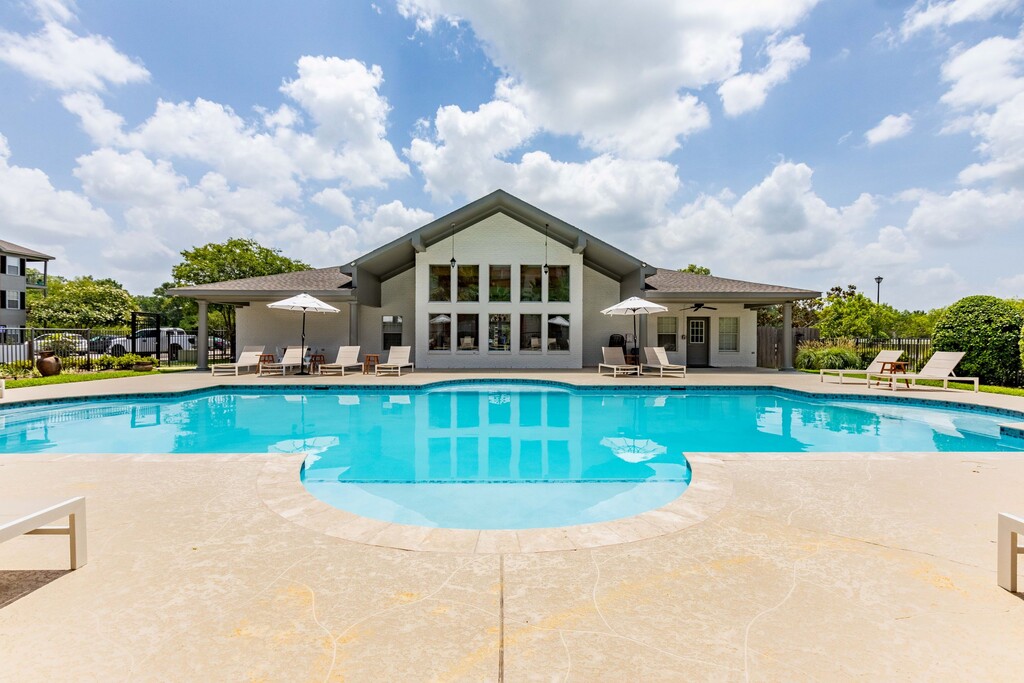 Arden Park Apartments in Denham Springs, LA