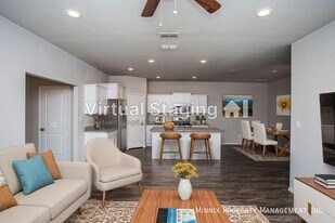 1713 102nd St in Lubbock, TX - Building Photo